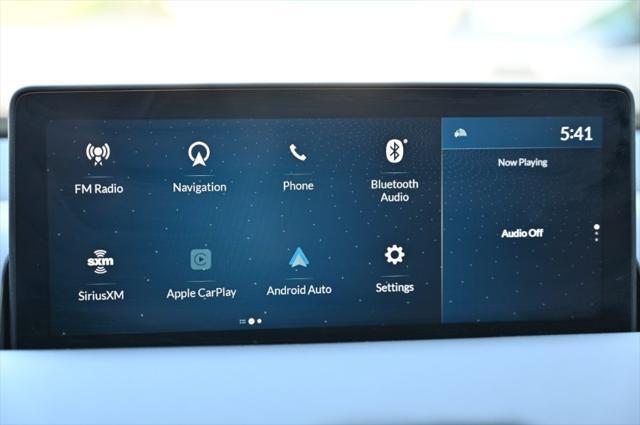 Photo of 2022 Platinum White Pearl Acura TLX