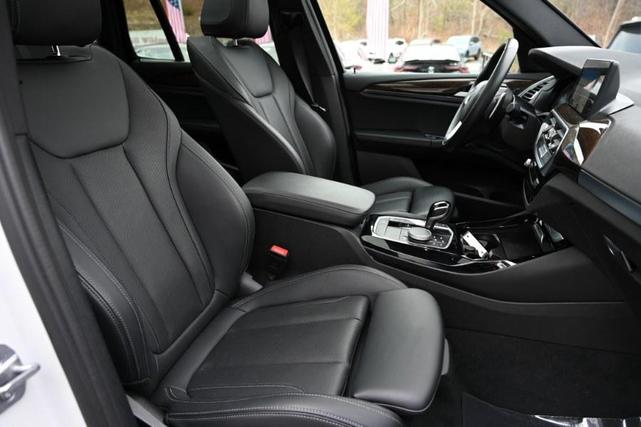 Photo of 2023 Alpine White BMW X3