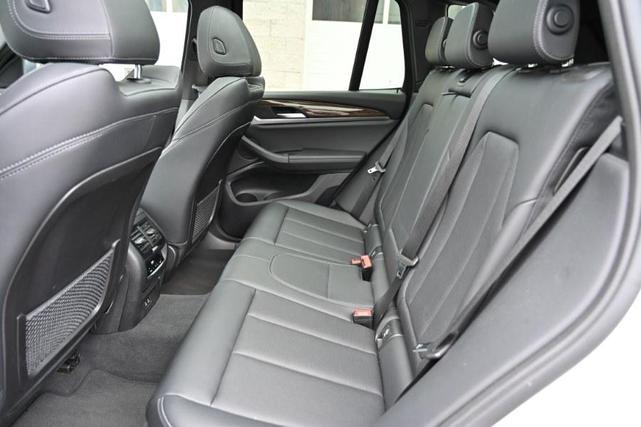 Photo of 2023 Alpine White BMW X3