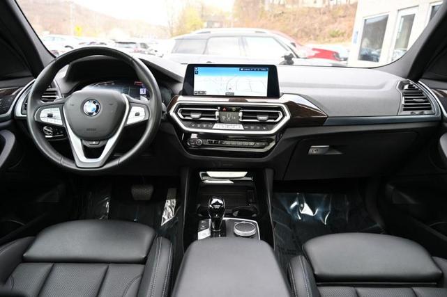 Photo of 2023 Alpine White BMW X3