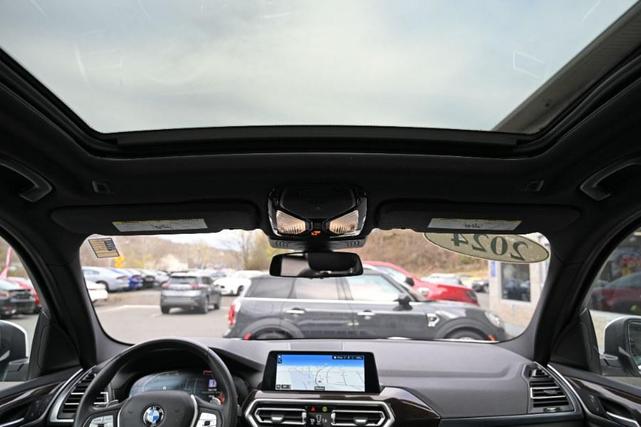 Photo of 2023 Alpine White BMW X3