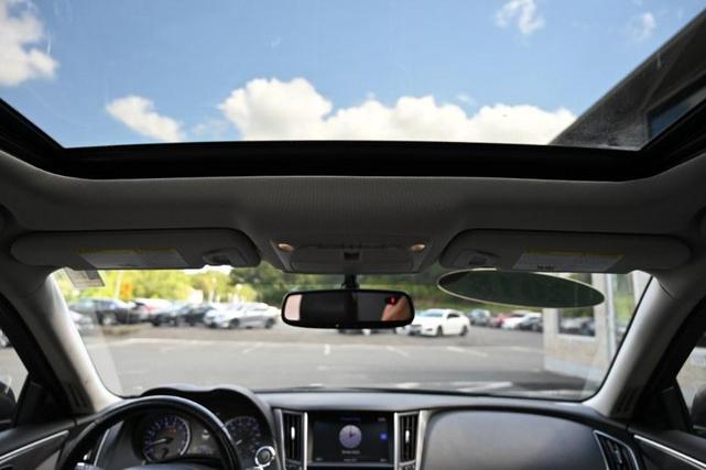 Photo of 2015 Black Obsidian INFINITI Q50