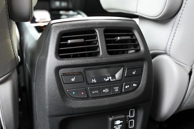 Photo of 2021 Modern Steel Metallic Honda Passport