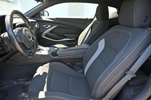 Photo of 2023 Black Chevrolet Camaro