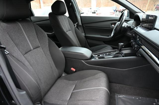 Photo of 2023 Crystal Black Pearl Honda Accord Hybrid
