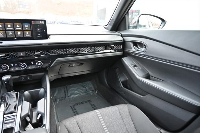 Photo of 2023 Crystal Black Pearl Honda Accord Hybrid
