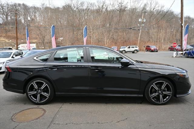 Photo of 2023 Crystal Black Pearl Honda Accord Hybrid