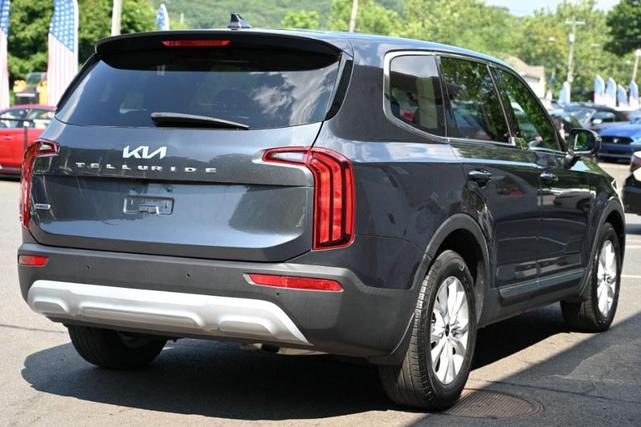 Photo of 2022 Gravity Grey Kia Telluride
