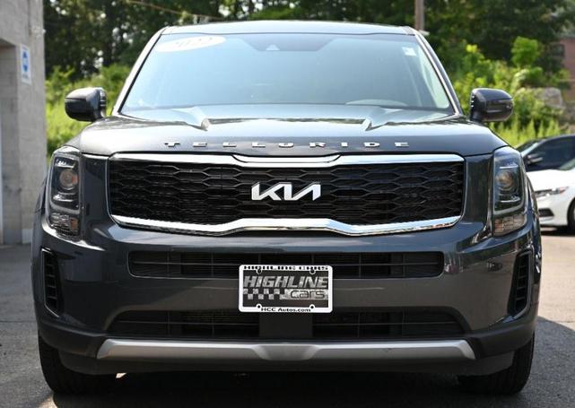 Photo of 2022 Gravity Grey Kia Telluride
