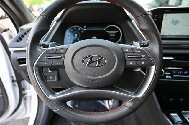 Photo of 2022 Quartz White Hyundai SONATA