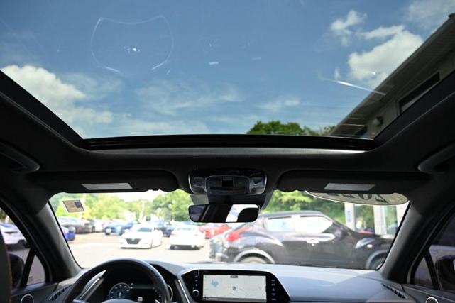 Photo of 2022 Quartz White Hyundai SONATA