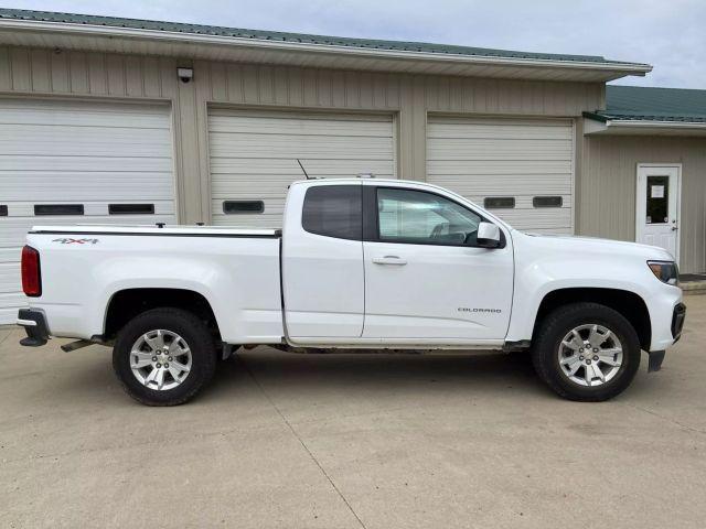 Photo of 2021 White Chevrolet Colorado