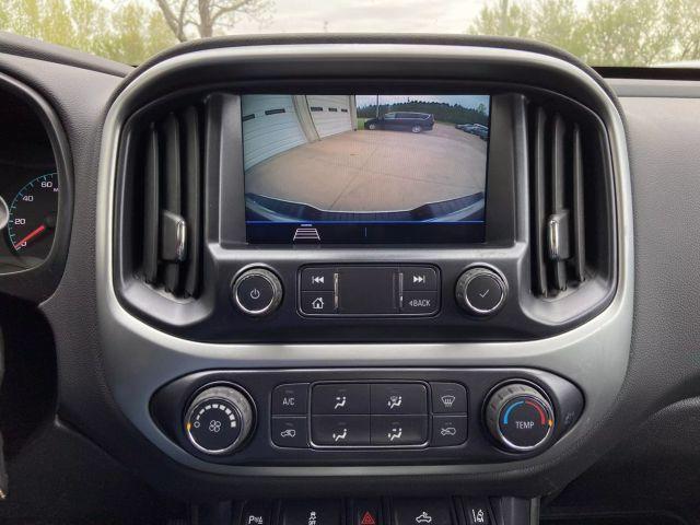Photo of 2021 White Chevrolet Colorado