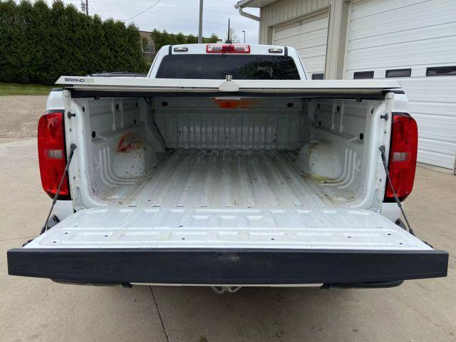 Photo of 2021 White Chevrolet Colorado
