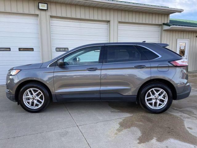 Photo of 2023 Gray Ford Edge