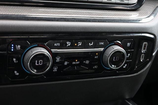 Photo of 2024 Black Chevrolet Silverado 1500