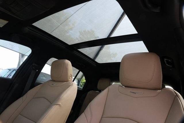 Photo of 2025 Latte Cadillac XT4
