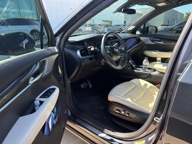 Photo of 2023 Wilder Metallic Cadillac XT6