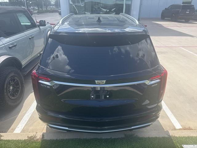 Photo of 2023 Stellar Black Metallic Cadillac XT6