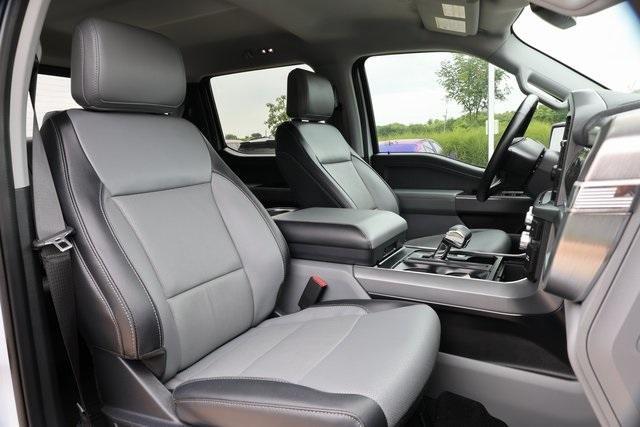 Photo of 2025 Emerald Cadillac XT6