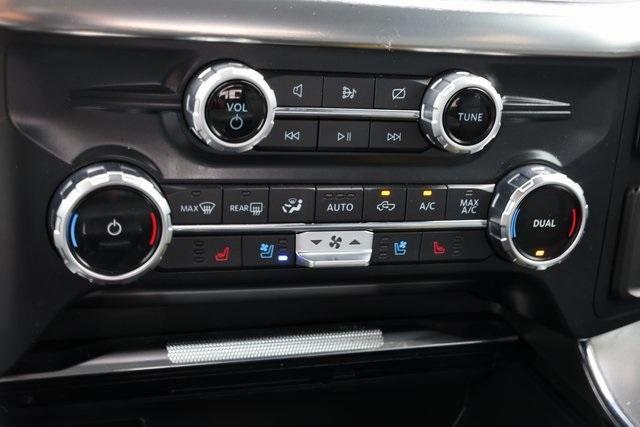 Photo of 2025 Emerald Cadillac XT6