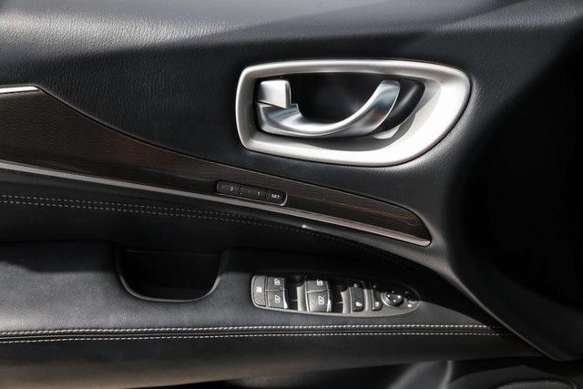 Photo of 2020 Mocha Almond INFINITI QX60