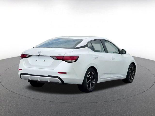 Photo of 2024 Aspen White Nissan Sentra