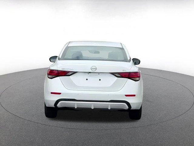 Photo of 2024 Aspen White Nissan Sentra