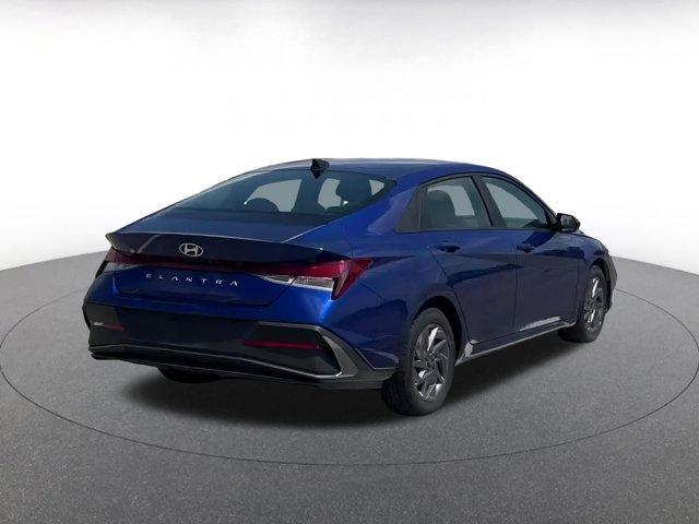 Photo of 2024 Intense Blue Hyundai ELANTRA