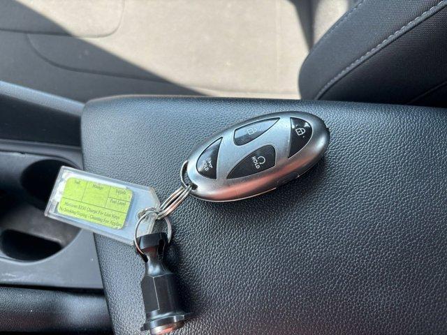 Photo of 2024 Intense Blue Hyundai ELANTRA