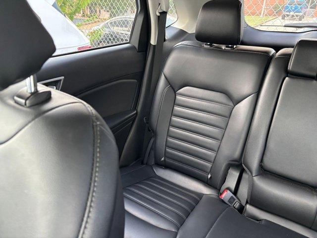 Photo of 2023 Agate Black Metallic Ford Edge