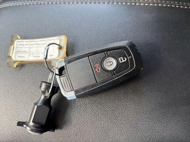 Photo of 2023 Agate Black Metallic Ford Edge