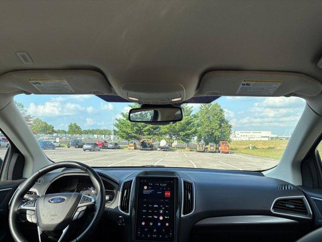 Photo of 2023 Agate Black Metallic Ford Edge