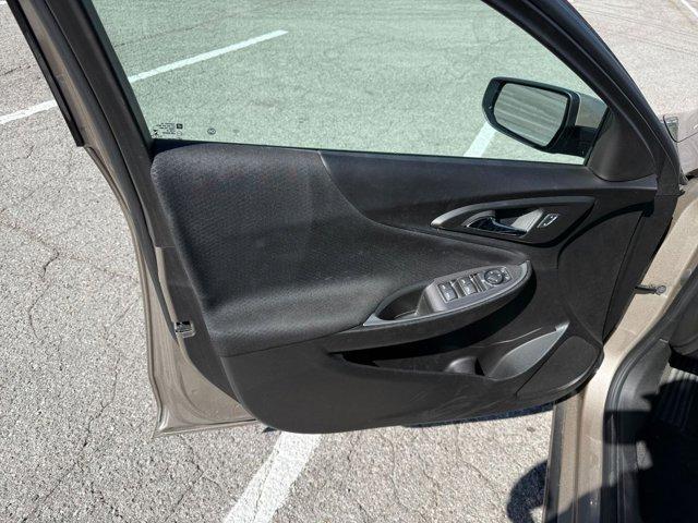 Photo of 2024 Mineral Gray Metallic Chevrolet Malibu