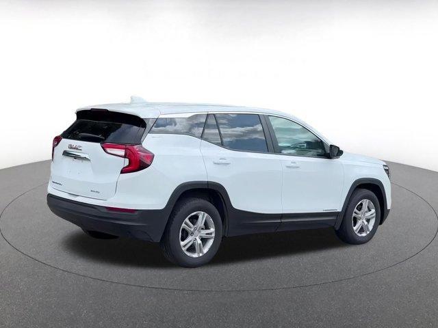 Photo of 2024 Summit White GMC Terrain