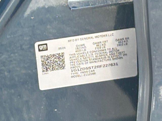 Photo of 2024 Lakeshore Blue Metallic Chevrolet Malibu