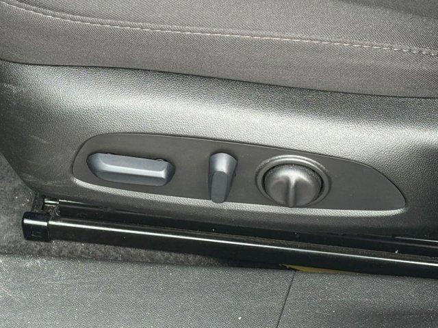 Photo of 2024 Lakeshore Blue Metallic Chevrolet Malibu