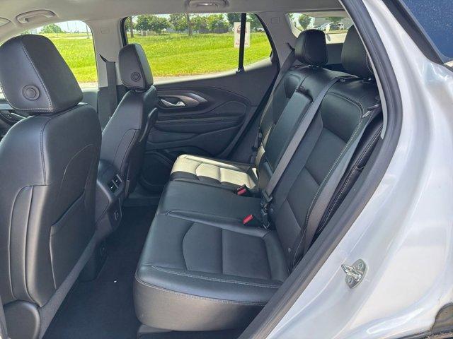 Photo of 2024 Summit White GMC Terrain