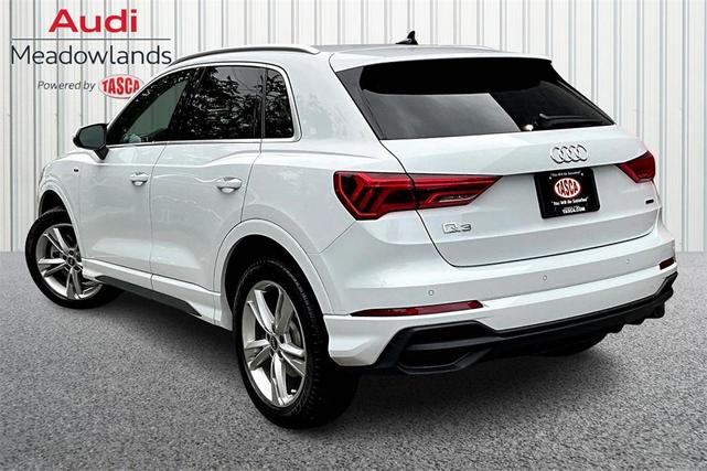 Photo of 2022 Glacier White Metallic Audi Q3