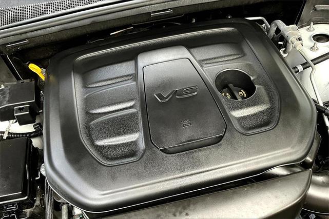 Photo of 2021 Bright White Clearcoat Jeep Grand Cherokee