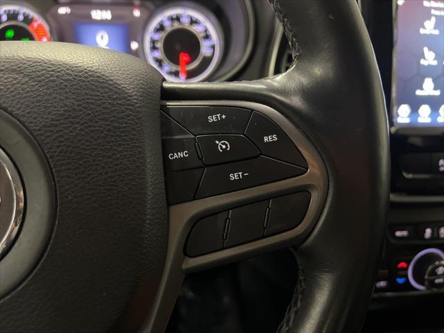 Photo of 2019 Sting-Gray Clearcoat Jeep Cherokee