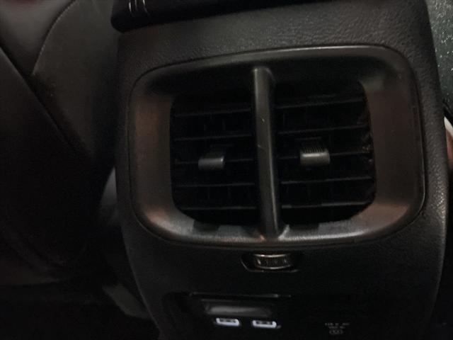 Photo of 2019 Sting-Gray Clearcoat Jeep Cherokee