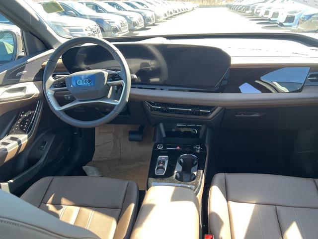 Photo of 2025 Mythos Black Metallic Audi Q6 e-tron