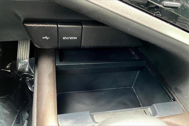 Photo of 2022 Celestial Silver Metallic Toyota Camry