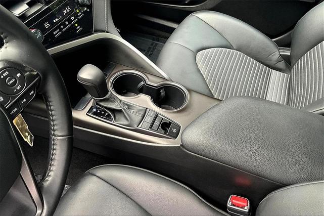 Photo of 2022 Celestial Silver Metallic Toyota Camry