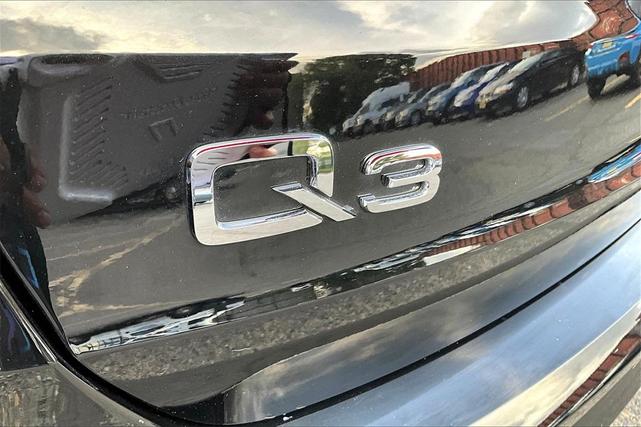 Photo of 2024 Mythos Black Metallic Audi Q3