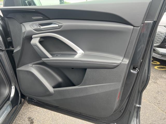 Photo of 2025 Tambora Gray Metallic Audi Q5