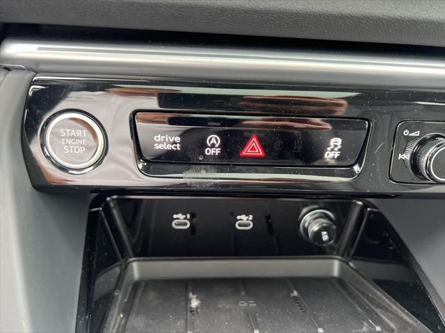 Photo of 2025 Tambora Gray Metallic Audi Q5