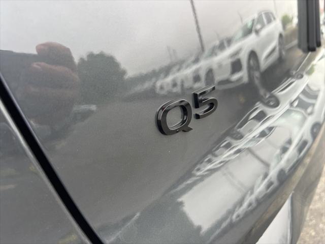 Photo of 2025 Tambora Gray Metallic Audi Q5