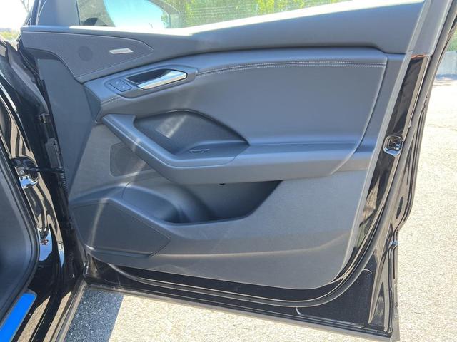 Photo of 2025 Mythos Black Metallic Audi Q6 e-tron